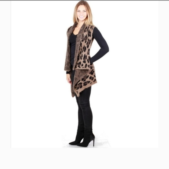✨Cashmere Feel Cheetah Vests-ONE SIZE FITS MOST - Picture 4 of 6